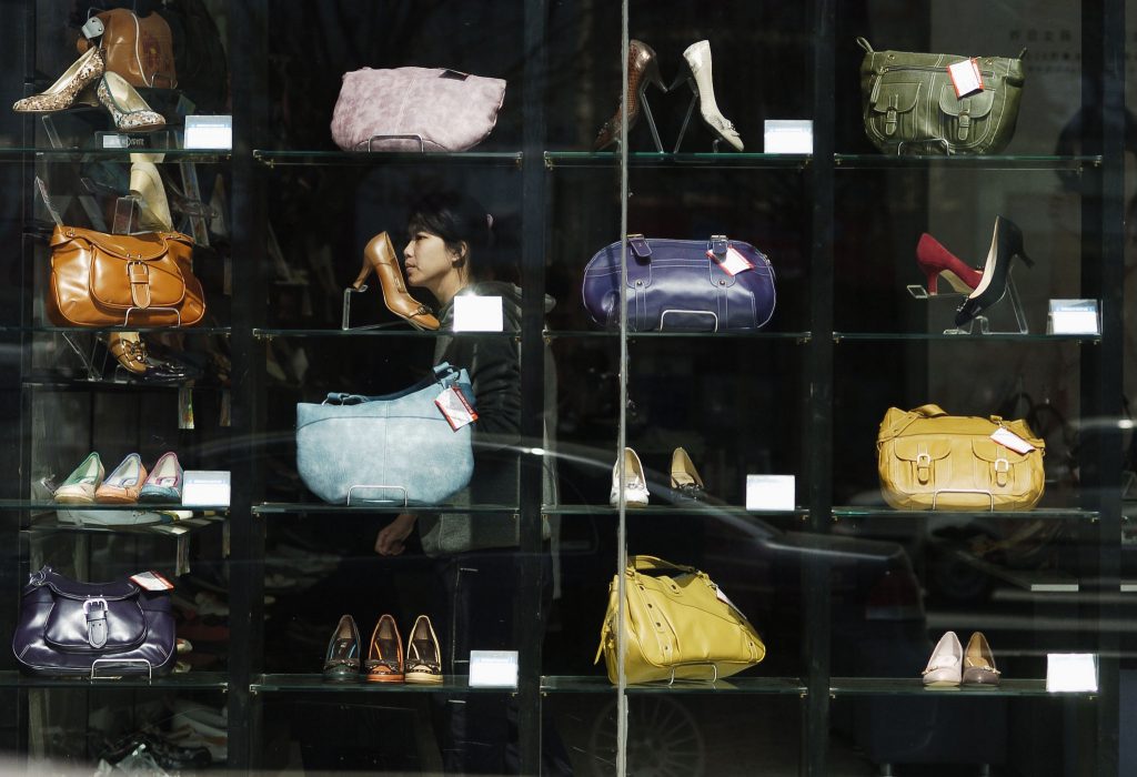 Ser mulher sai mais caro