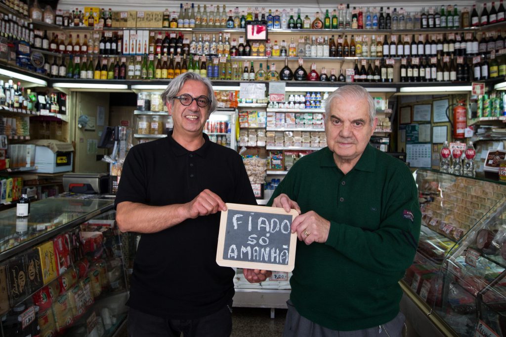 Será que ainda se vende fiado?
