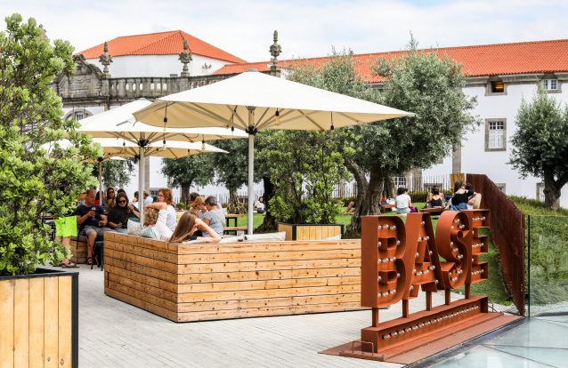 Sete esplanadas no Porto e em Vila Nova de Gaia para receber o verão