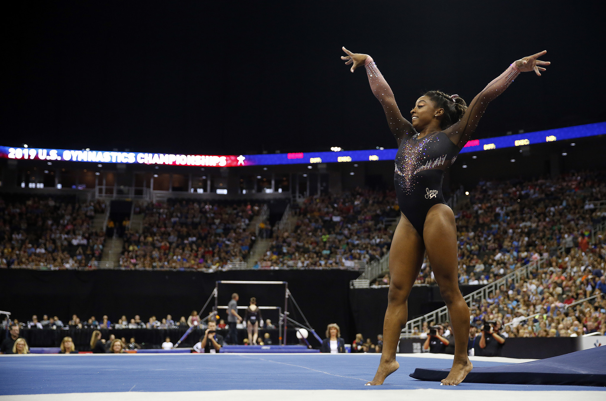 Visão Simone Biles a ginasta que bate recordes