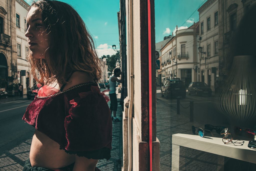 ‘Sofia, meu amor’, em Coimbra, convida o público a descobrir ruas, vielas e vidas escondidas por detrás das fachadas