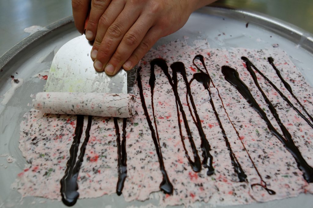 Street Ice Rolls: Os gelados à tailandesa chegaram a Lisboa