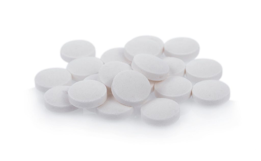 Suspeita de que ibuprofeno pode agravar algumas infeções leva França a pedir cautela e estudo mais alargado