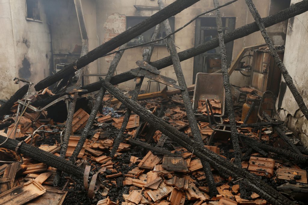 Suspeitas sobre a reconstrução de casas ardidas chegam a Castanheira de Pera e Figueiró dos Vinhos