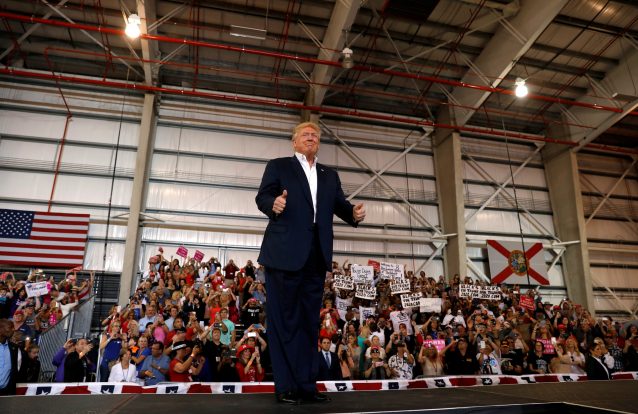 "Traduzir Trump palavra por palavra faz-nos parecer estúpidos"