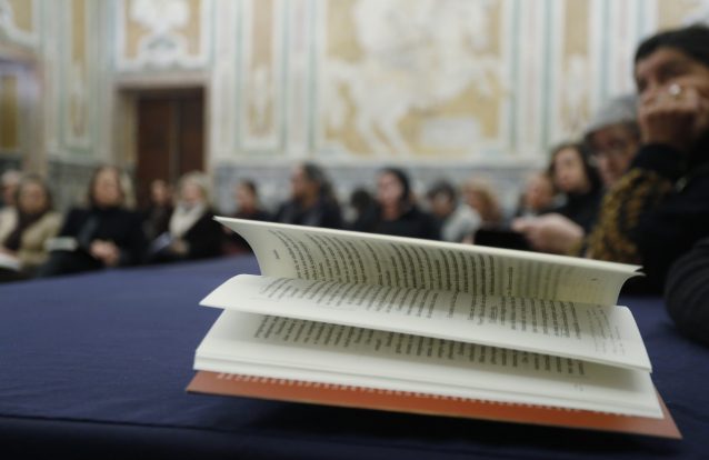 Troca gratuita de livros promove leitura em Famalicão
