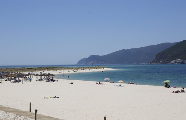 Troia: viagem até à outra margem do Sado