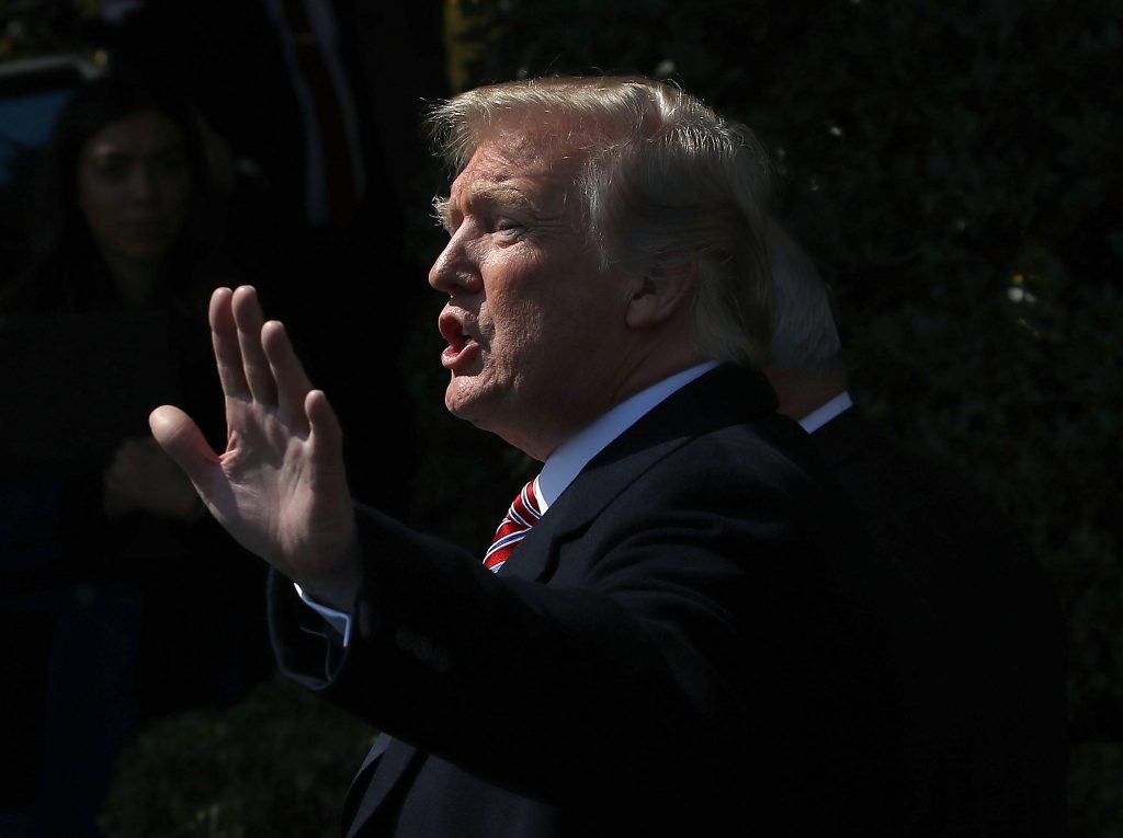 Trump acha que gravação de conversa pelo advogado é "possivelmente ilegal"