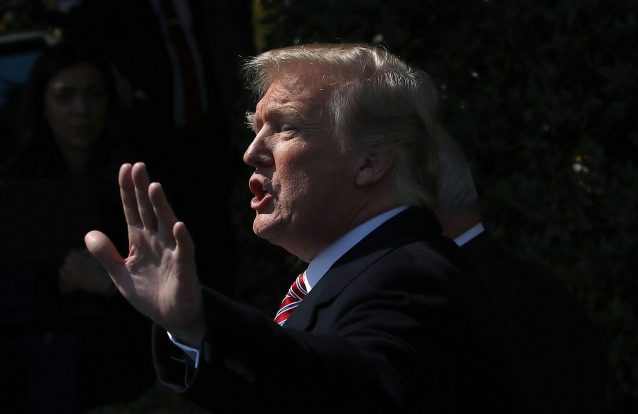 Trump acha que gravação de conversa pelo advogado é "possivelmente ilegal"