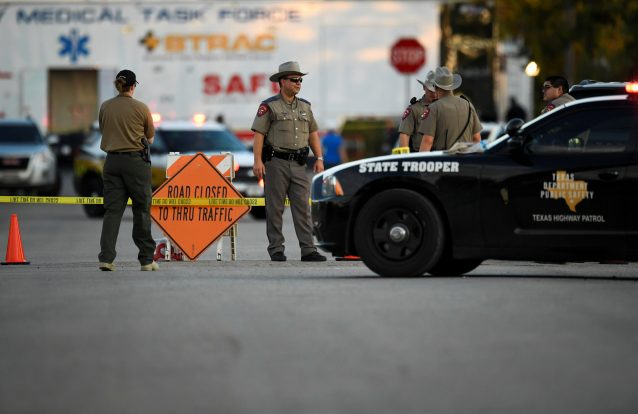 Trump diz que o massacre no Texas "não foi um problema de armas"
