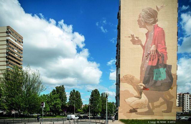 Um mini-álbum que é também um roteiro pela arte urbana em Lisboa