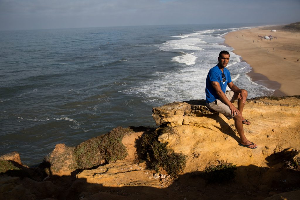 Uma onda a crescer: largar tudo para viver do surf