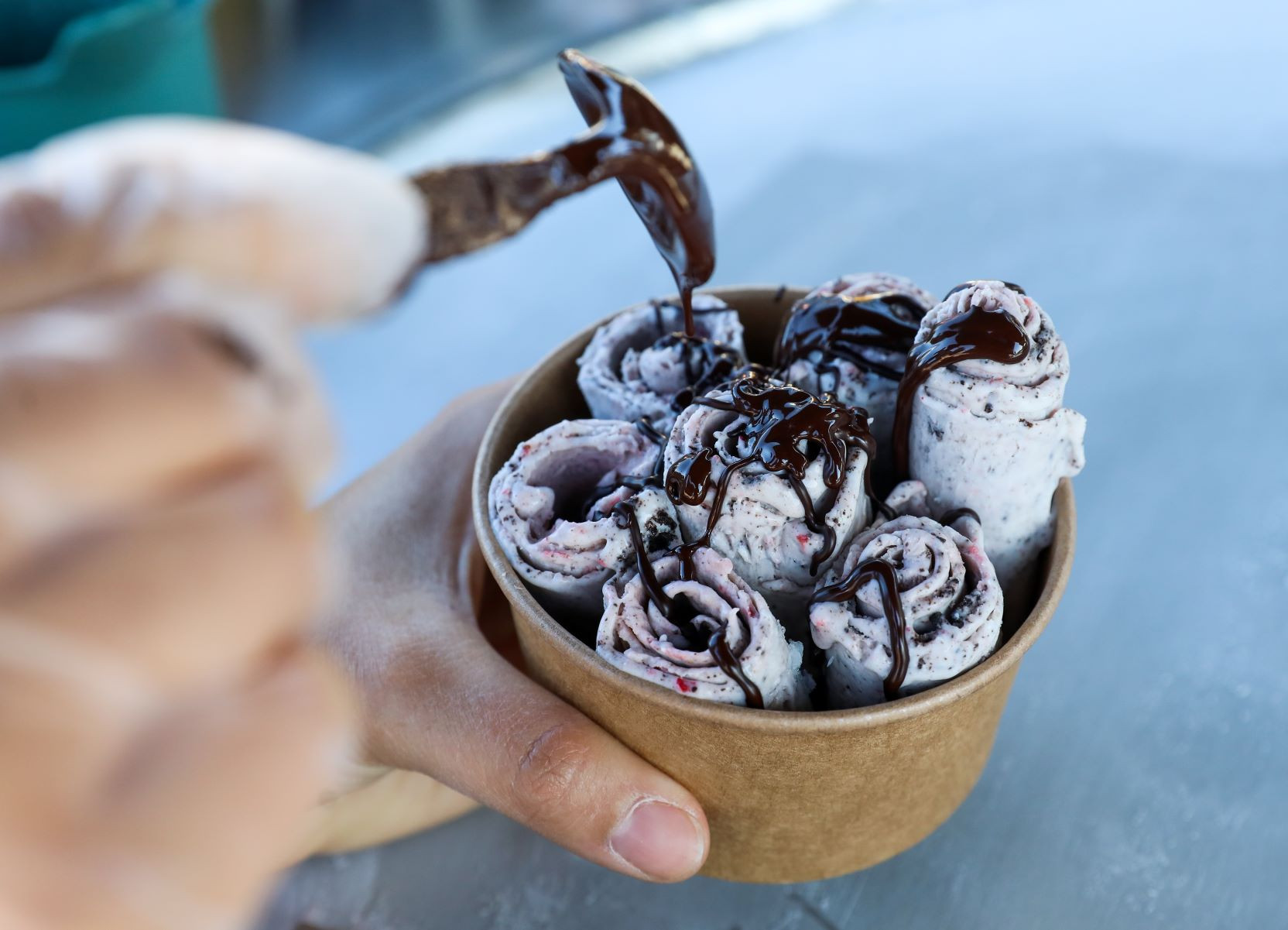 Vis o Z Badio O Gelado Em Rolinhos Que Anda A Fazer Sucesso No Cais Vis o Z Badio O Gelado Em Rolinhos Que Anda A Fazer Sucesso No Cais