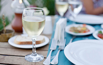 20 vinhos verdes que vale a pena saborear no que resta do verão 6
