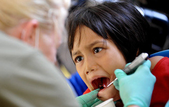 250 mil crianças com direito a cheques - dentista
