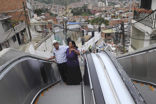 Vestuário para desporto de mulher à venda em Medellín