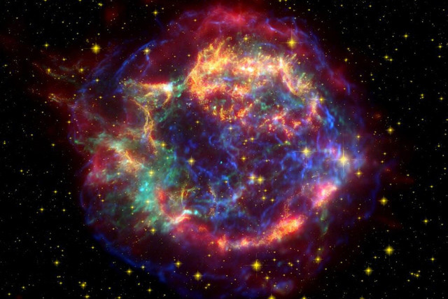 NASA revela no Twitter fotografias inéditas do Universo 9
