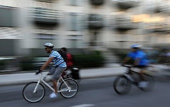 Amadora celebra o 25 de Abril com passeio de bicicleta solidário