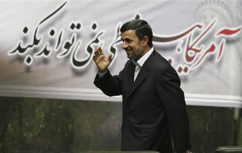 Apoiar a homossexualidade é "coisa de capitalistas", diz Ahmadinejad