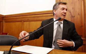 Armando Vara fica em prisão domiciliária