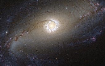 Astrónomos detetam pela primeira vez explosões de luz de outras galáxias