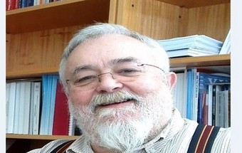 Autorretrato de professor: Acasos e raízes