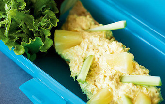 Baguete de frango com caril