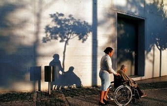 Cadeira de rodas portuguesa move-se com um piscar de olhos