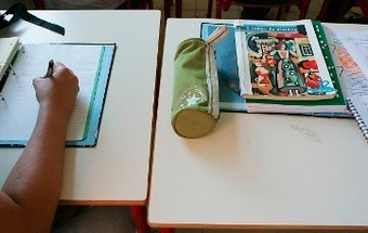 Campanha transforma vales em material escolar para crianças carenciadas