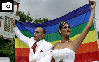 Casamento entre homossexual e transexual no centro das atenções (com fotos) 12