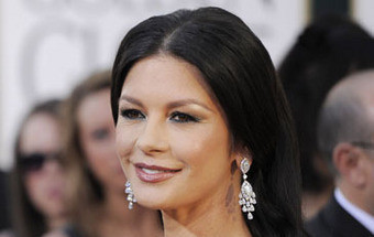 Catherine Zeta-Jones internada novamente para tratar doença bipolar