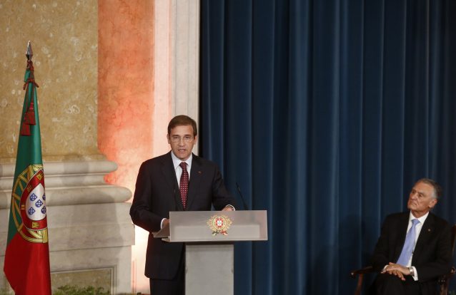 Cavaco, Passos e "o superior interesse da Nação"