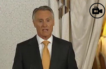 Cavaco promulga casamento homossexual