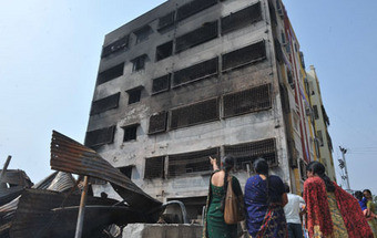 Cinco mortos em incêndio que começou num estúdio de Bollywood