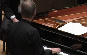 Como um telemóvel pode arruinar um concerto