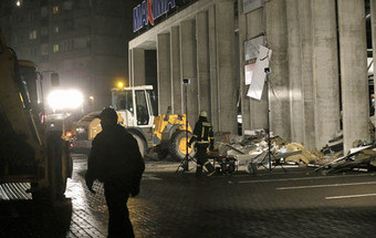Confirmados 25 mortos após queda de cobertura de supermercado na Letónia