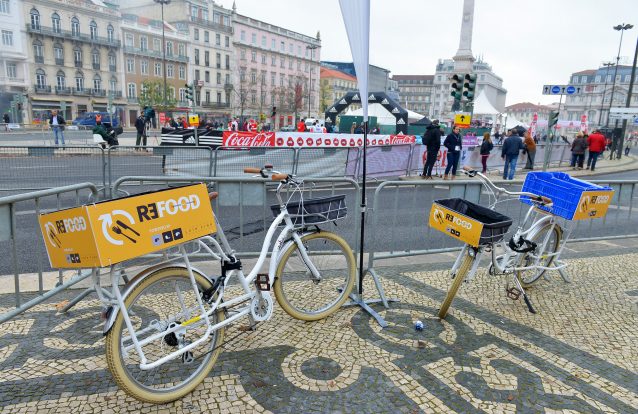 Correr e pedalar contra a fome