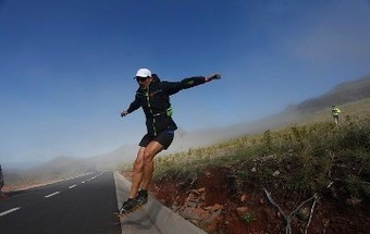 Corrida solidária inclui treino militar
