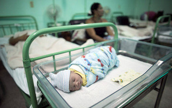 Cuba é o primeiro país a eliminar transmissão de VIH e sífilis de mãe para filho