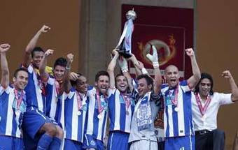 Dragões vencem Vitória de Guimarães e conquistam Taça no Jamor