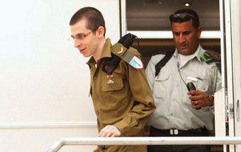 Efetuada troca inédita de um soldado israelita por mil prisioneiros palestinianos