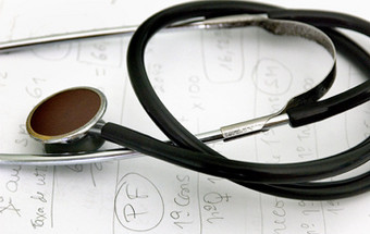Empresa francesa recruta médicos portugueses que queiram emigrar