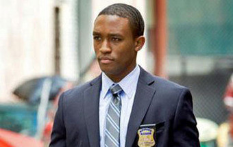 Estrela da Disney Lee Thompson Young encontrado morto em aparente suicídio
