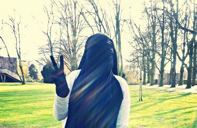 "Eu não era eu". A história de uma adolescente que se radicalizou