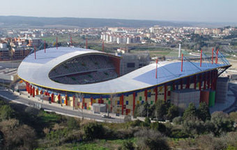 Euro 2004: Estádio Municipal de Leiria à venda em hasta pública