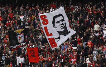 Eusébio vai ter honras de Panteão Nacional