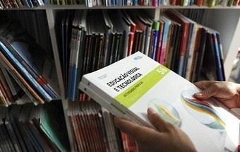 Évora relança Banco de Manuais Escolares