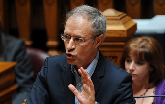 Francisco Louçã despede-se da liderança e sugere direção chefiada por homem e mulher