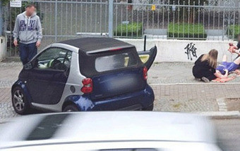 Google Street View: E agora um parto na rua
