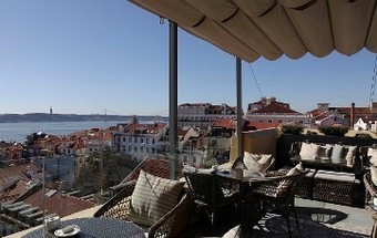 Hotel de cinco estrelas apoia instituições de solidariedade